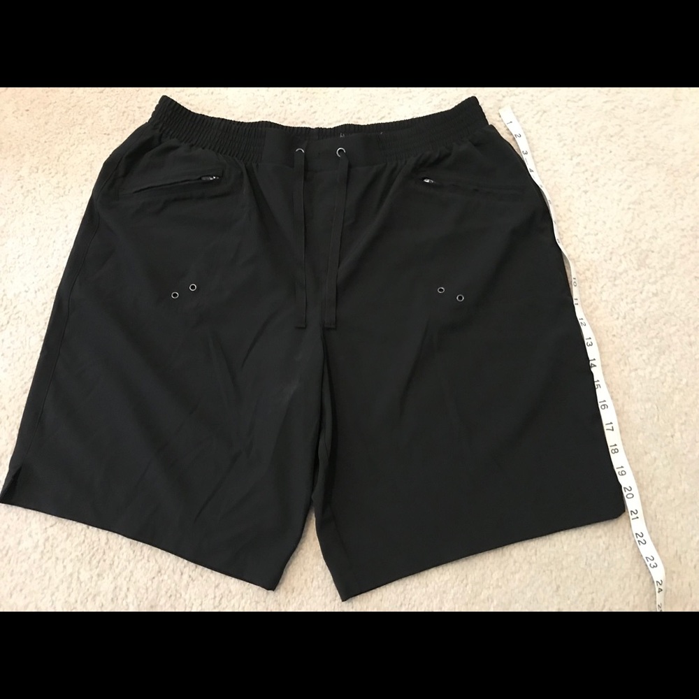 Nearly new lightweight DryTek TekGear shorts